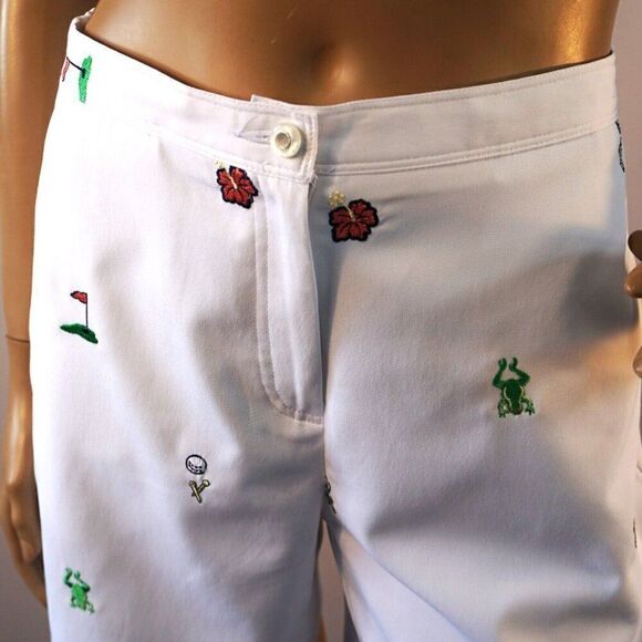 Coral Bay Golf Petites Shorts White Embroidered Golf Designs Size 6P - Picture 5 of 8